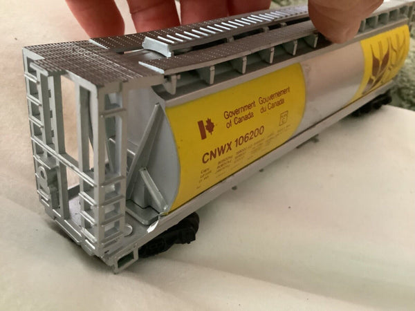 N Scale  Model Power GOVERMENT OF CANADA   ACF  Center Flow Hopper   CNWX 106200