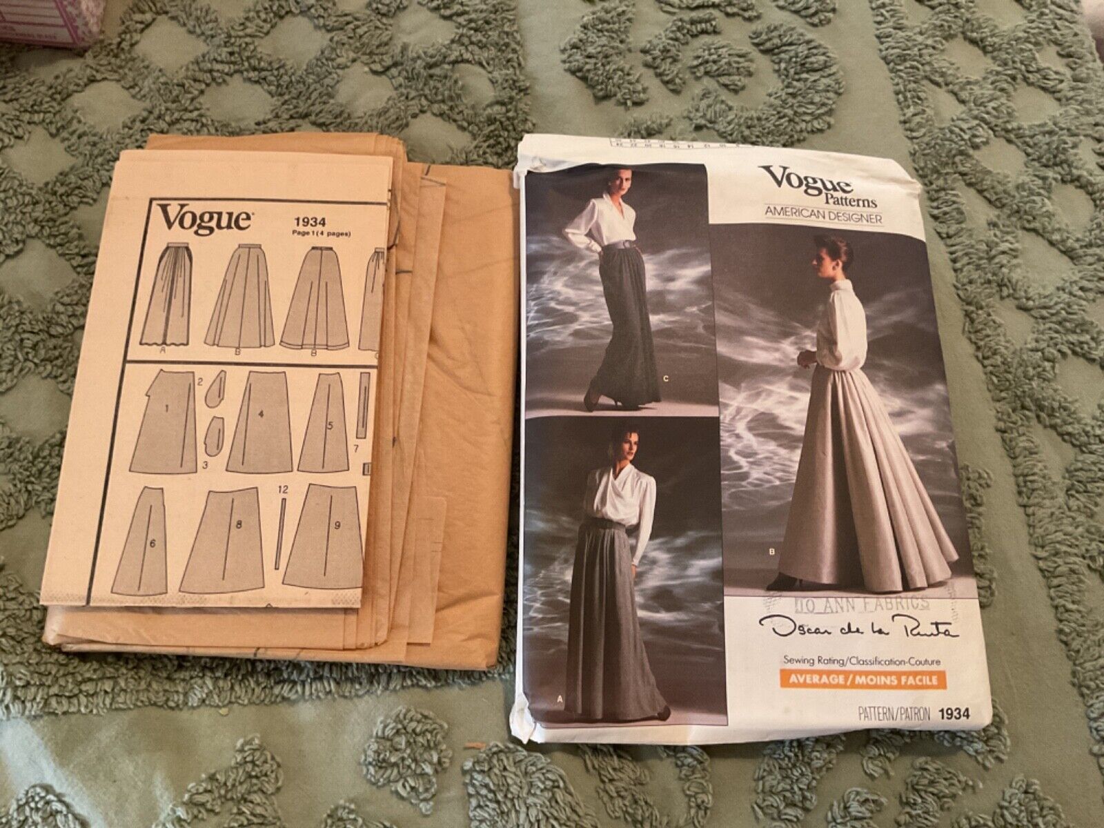 Vogue #1934 Size 12-14-16 Oscar de la Renta 1980 Vintage 3 Styles Couture Uncut