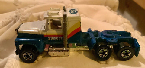 Vintage 1981 Hot Wheels Bigfoot Ford LTL Semi Truck Rare Steering Rigs Hauler