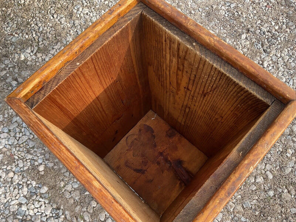 Vintage Rustic Farmhouse Wood Trash Can Bin Storage Box with Lid Primitive