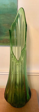 Vt mid century modern mcm LE Smith Green Stretch Swung Vase