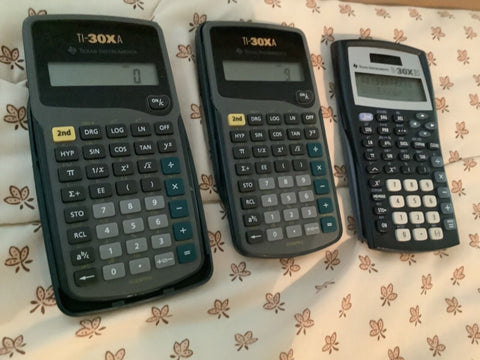 Texas Instruments Calculator Lot (3)  TI-30XIIs Ti-30XA works