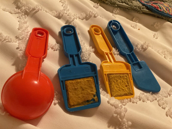 Vintage Fisher Price Fun with Food Kitchen Lot of 2 Spatulas Yello and Blue