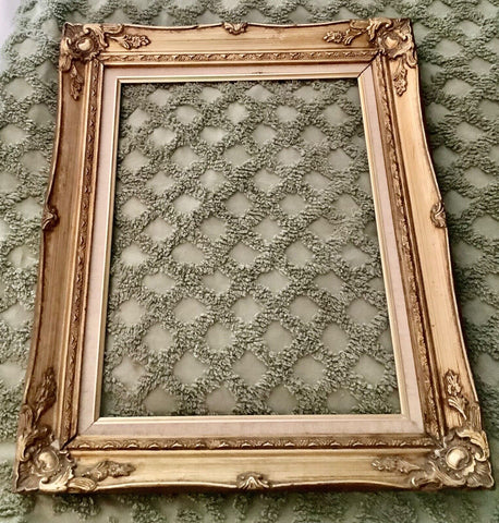 VINTAGE Ornate CARVED Gold GILTED WOOD FRAME for PAINTING art picture linen