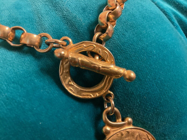 Vtg  Classiques Entier Gold Tone toggle Necklace choker  With Medallion Pendant