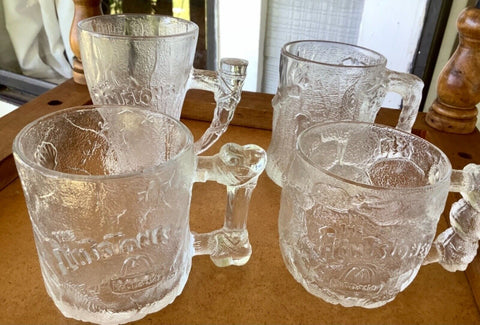 Complete Set 4 Vintage 1993 McDonald’s Flintstones Glass Mugs Cups advertising