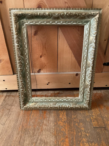 Antique Wood Picture Frame Gold Gilt Leaf Shell Ornate 14.5x12.5 Chippy Gesso