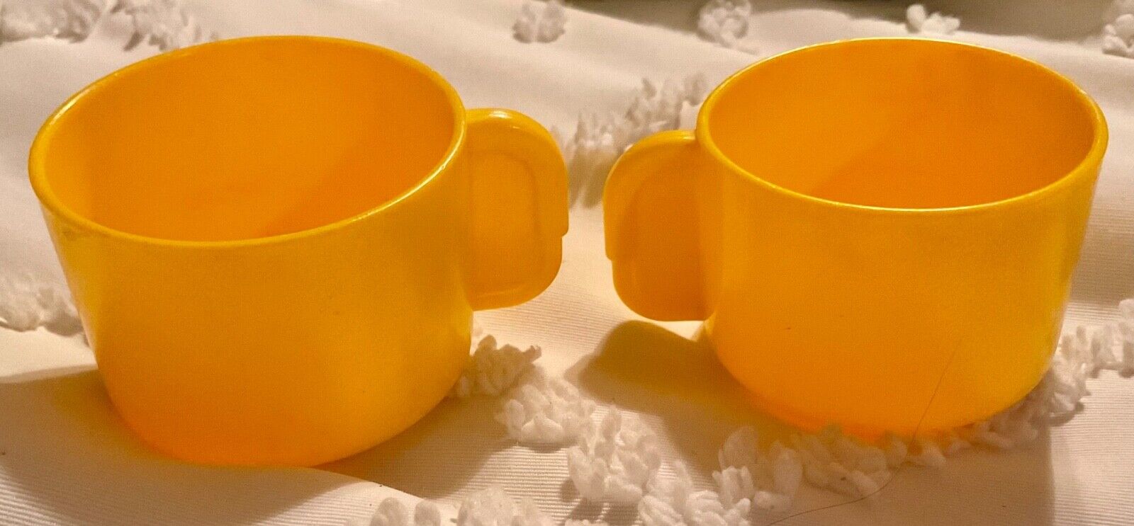 Little Tikes Plastic Kitchen Play Food Set Vintage Pretend Play yellow Cup pair