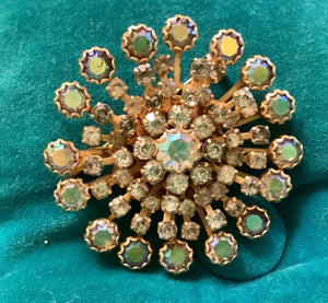 Vintage Weiss brooch pin rhinestones
