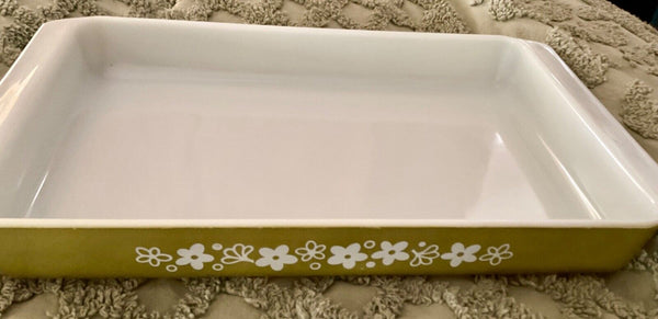 VTG PYREX SPRING BLOSSOM/CRAZY DAISY BAKING DISH/LASAGNA PAN/CASSEROLE #933