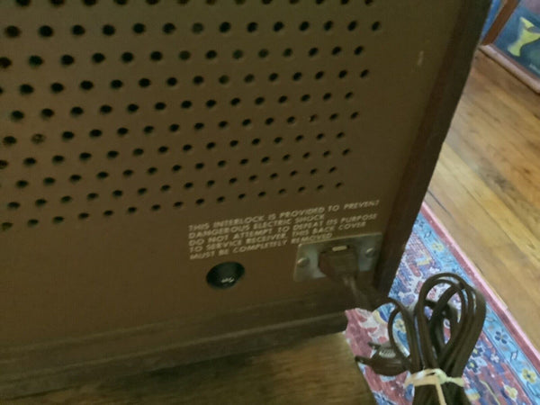 Vintage Panasonic AM-FM Multiplex Stereo 2 Speakers model 911 works wood cabinet