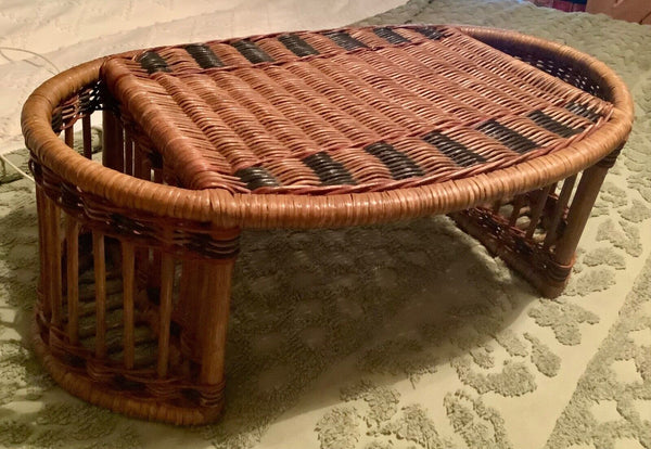 VTG WICKER RATTAN BED LAP BREAKFAST SERVING TRAY W/ 2 SIDE COMPARTMENTS