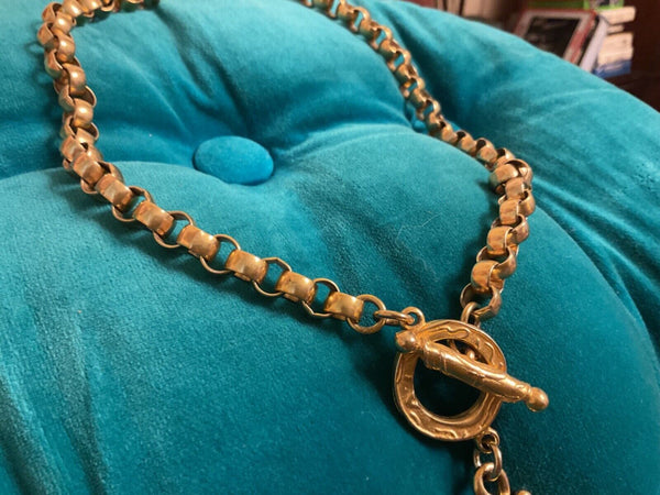 Vtg  Classiques Entier Gold Tone toggle Necklace choker  With Medallion Pendant
