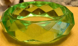 Vintage Bangle Lucite Chunky Bracelet Lime Green