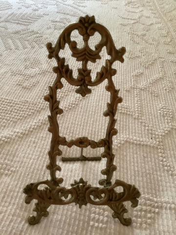 Vtg  ormolu ORNATE SOLID BRASS PICTURE ART PLATE EASEL HOLDER DISPLAY STAND