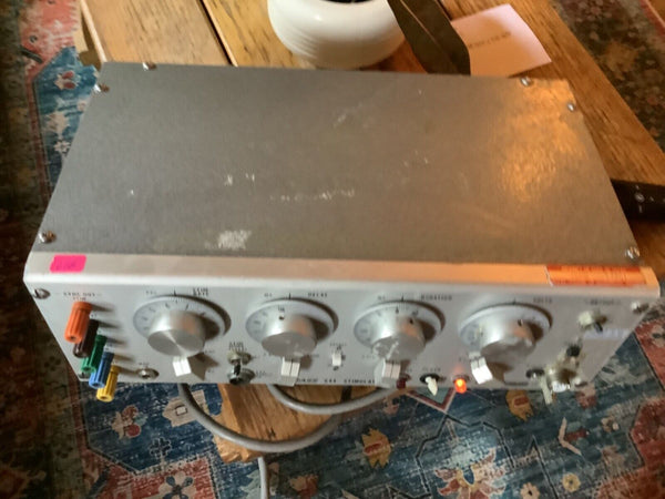 Vtg GRASS INSTRUMENTS  S44 S44D PULSE STIMULATOR
