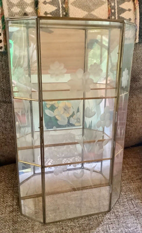 VTG Large Mirrored Etched Glass and Brass Curio Cabinet Display Case shelf