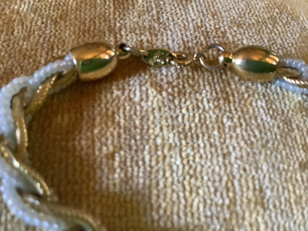 Trifari Pearl & Gold Tone Braided Bracelet 7” Dainty Classic vintage