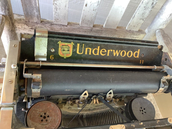 Antique Underwood Standard Portable Typewriter  Made In U.S.A vintage