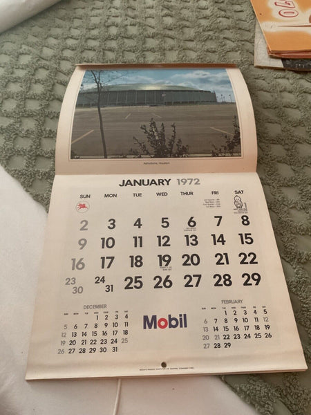 Vtg Original 1972 Mobil Oil  gas advertise company Calendar