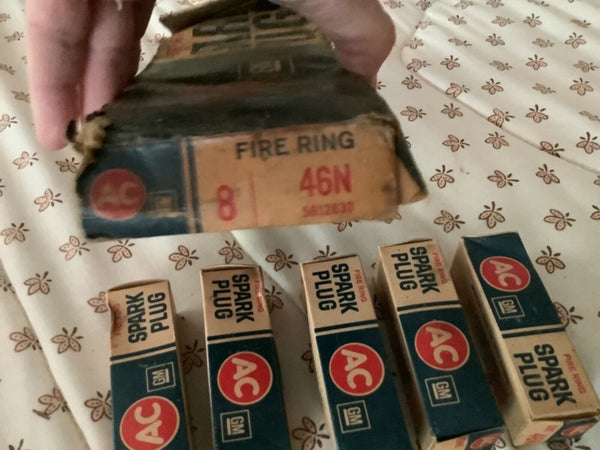 Vintage 5  AC FIRE RING Spark plugs. p/n 43N