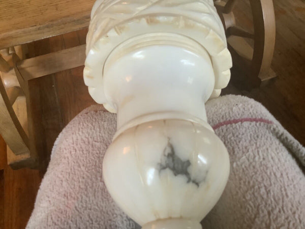 Vintage Italian Carved Alabaster Marble Table  desk Lamp