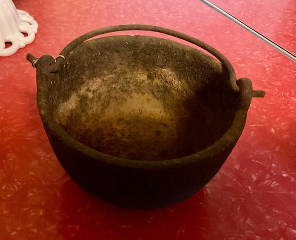 Vintage Small Cast Iron Cauldron Pot Kettle Mini  Wire Bail Handle