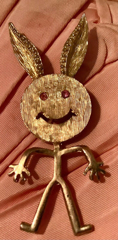 Vintage Rhinestone Easter Bunny Rabbit Brooch Pin costume jewelry
