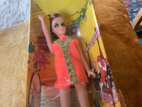 Vintage 1970 Topper Dawn Friend Longlocks Doll In Sealed Box