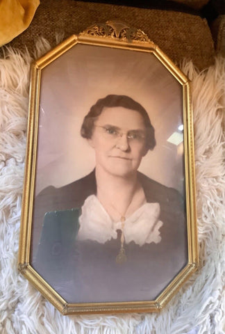 Vtg brass Gold Midwest Portrait Studio Bubble convex Glass Frame Picture photo 2