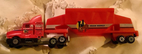 Vintage 1987 Road Champs Kenworth T600A TJ Grain Supply Semi Truck 1/87 Die Cast