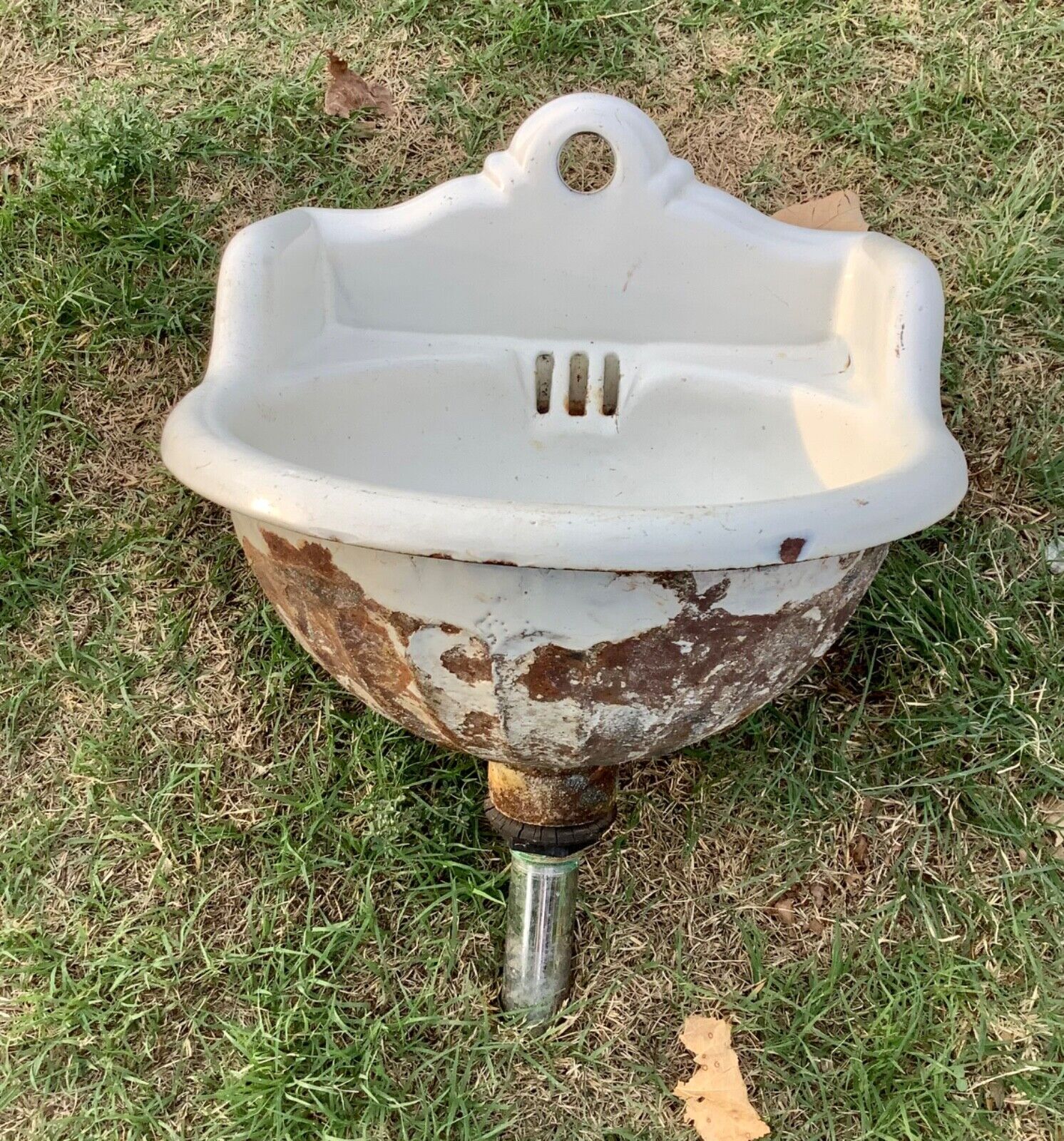 Antique  Small Tiny House Ship Porcelain Wall Mount Sink no faucets