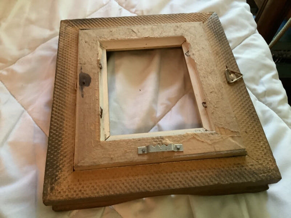 VINTAGE gold GILDED CARVEd  WOOD PICTURE FRAME red FELT LINED