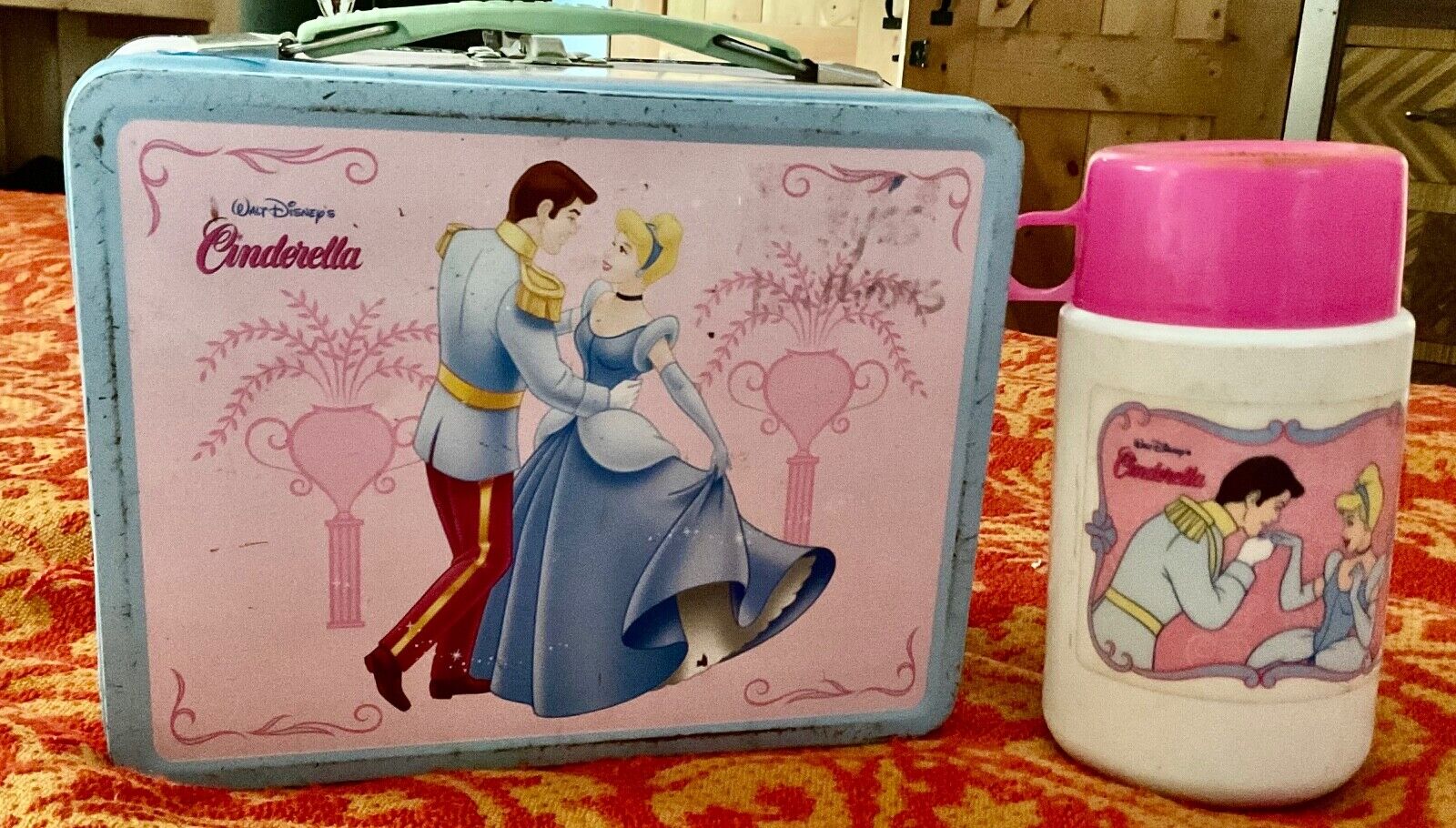 Vintage 1998 Thermos Walt Disney's Cinderella Tin Lunch Box