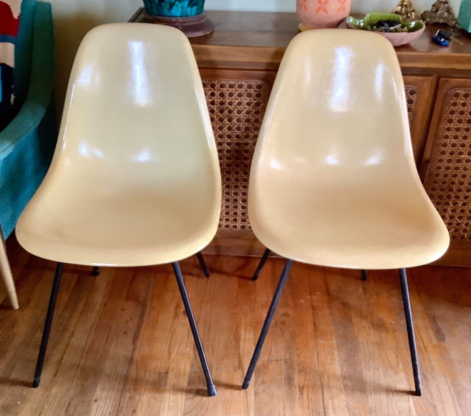 Vintage Herman Miller  Yellow beige Molded Fiberglass Eames Shell Chairs pair