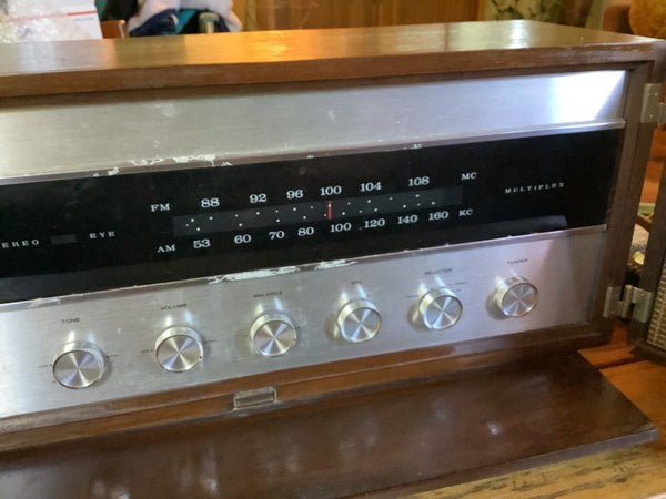 Vintage Panasonic AM-FM Multiplex Stereo 2 Speakers model 911 works wood cabinet