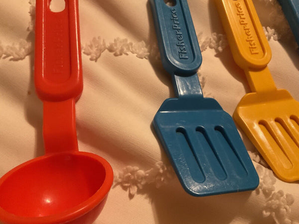 Vintage Fisher Price Fun with Food Kitchen Lot of 2 Spatulas Yello and Blue