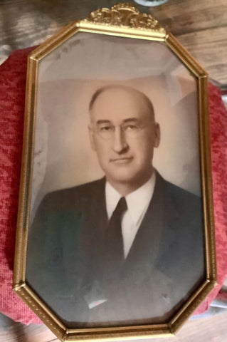 Vtg brass Gold Midwest Portrait Studio Bubble convex Glass Frame Picture photo