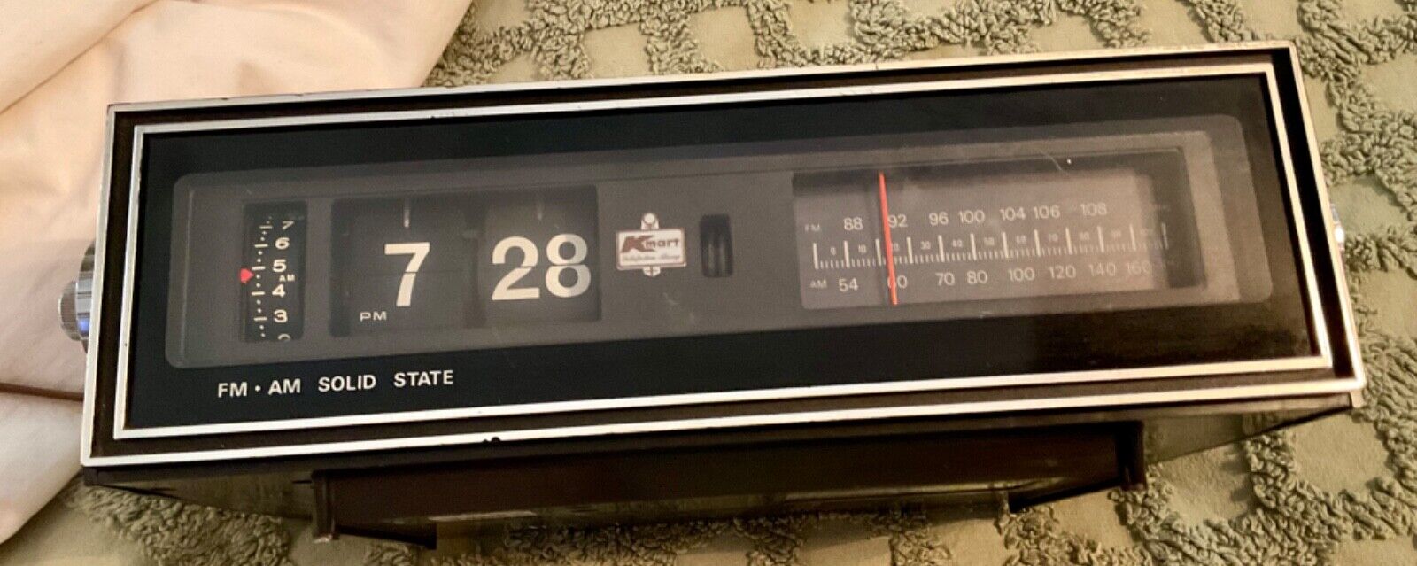 Vtg Mid Century Kmart AM/FM Flip Alarm Clock Radio 30-26