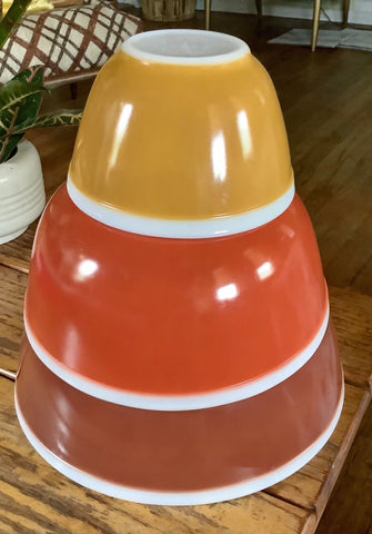 Vtg PYREX Mixing Nesting Bowl Set century vintage glass Americana fall harvest