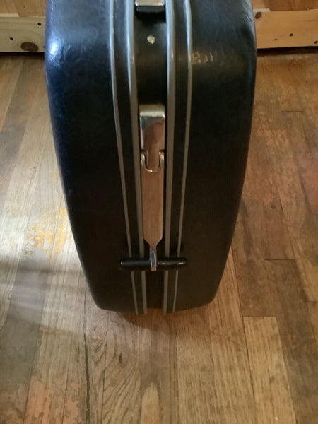 Vtg Rolling Navy Blue Samsonite 1987 Carry Pak 12 Hard Suitcase luggage with key