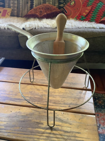 Vintage Wear-Ever 38415 Aluminum Cone Sieve Colander Strainer w/Stand & Pestle