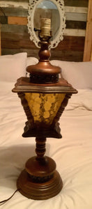 Vtg colonial wooden wood Lamp Post Lamp Street Light Lamp Amber Glass Panels