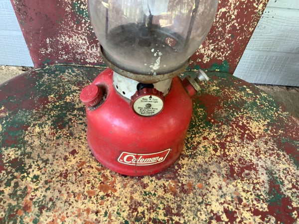 VTG  10 1972 Coleman Single Mantle RED Gas Lantern 200 Glass 550 Globe LIGHT