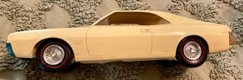 Vtg 1968 AMC JAVELIN SST DEALER PROMO CAR MODEL CAR
