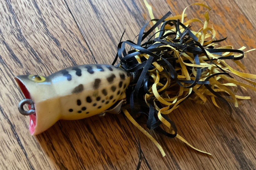Vintage Fishing Lure Arbogast Hula Popper Tough Yellow black Flyrod Ba Vintage Fishing Lure Arbogast Hula Popper Tough Yellow black Flyrod Ba