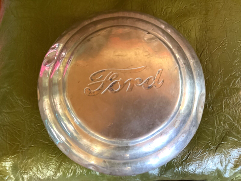 Antique vintage  Ford Hubcap 1930’s-40’s.