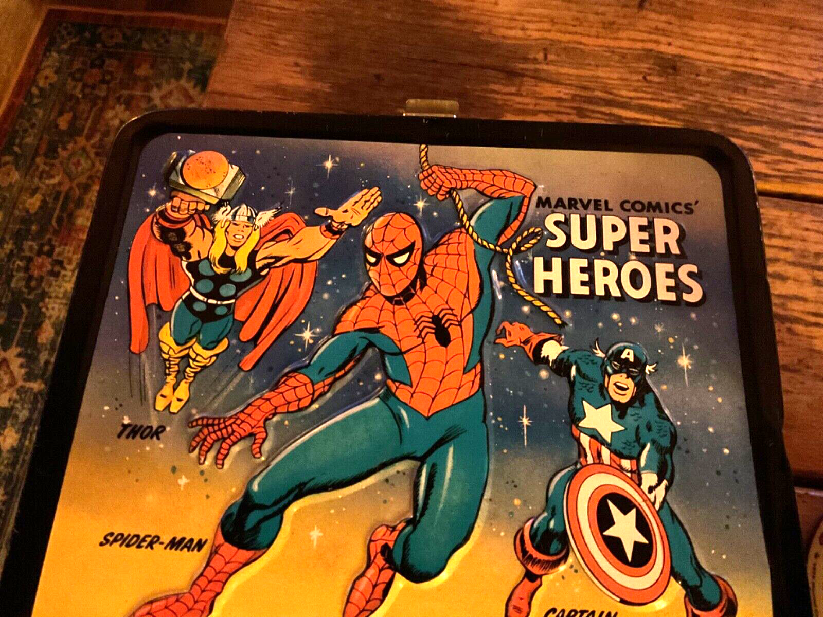 VINTAGE 1976 MARVEL COMICS SUPER HEROES LUNCHBOX METAL Lunch Box Therm