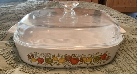 Corning Ware Le Romarin A-10-B 10x10x2 Casserole Dish w/ Pyrex Lid Number 37