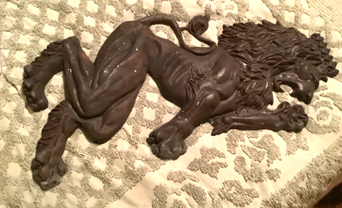 Cast Aluminum Driveway Gate Crests Rampant Britannic Fighting Lion 15" x 30"